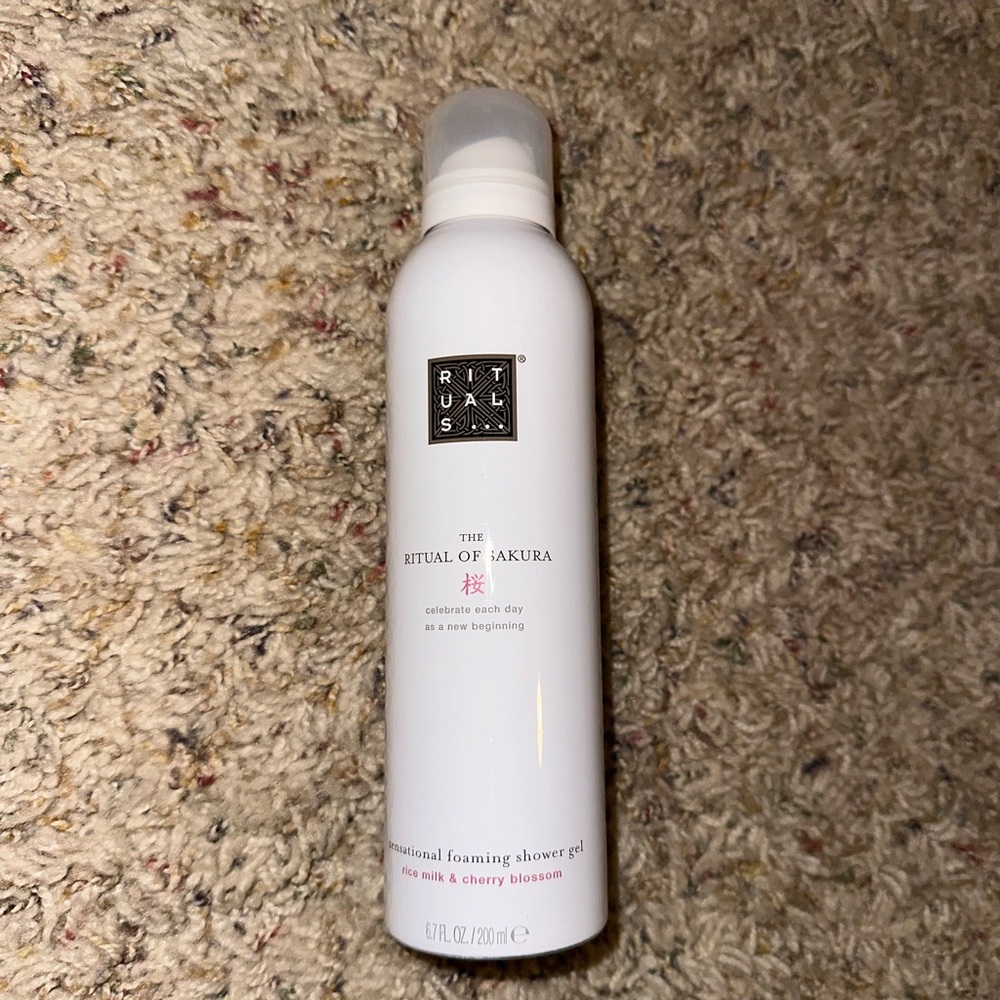 Rituals of sakura body wash✨
